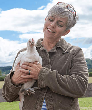 Clare Taylor Chicken Whisperer - Keeping Chickens with Nettex Poultry